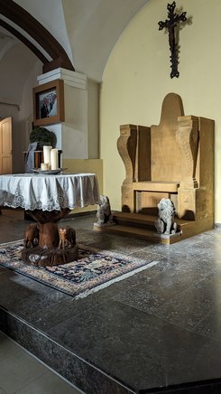 Heiraten in der Kapelle des Wasserschlosses St. Hubertus Heerse in Neuenheerse