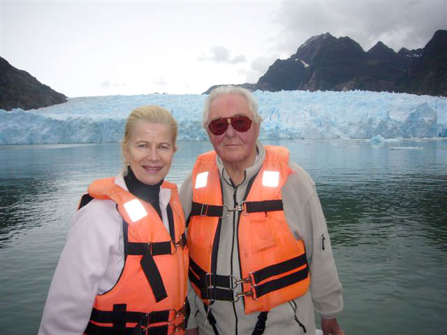 Eheleute Schröder in der Antarktis